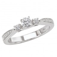 3-Stone Diamond Ring