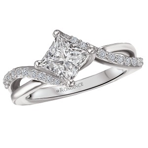 Classic Semi-Mount Diamond Ring