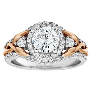 Round Diamond Halo Diamond Engagement Ring