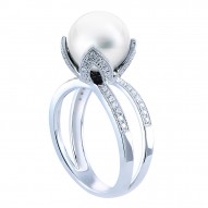 Pearl and Diamond split shank Ring